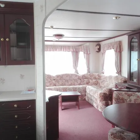 Rannamaja Semesterbostad Treimani