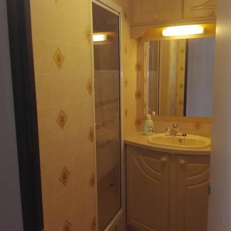 Rannamaja Semesterbostad Treimani