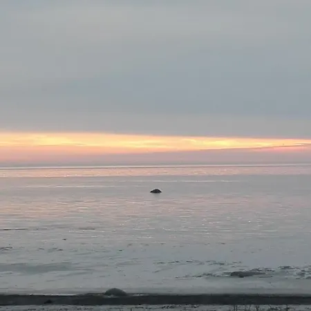 Semesterbostad Rannamaja